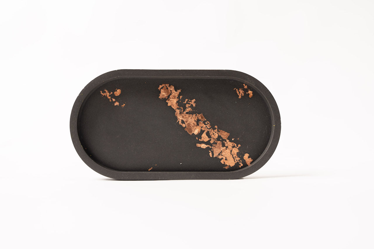 Decorative trinket tray for jewelry and accessories